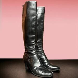 VINTAGE Salvatore Ferragamo Knee High Riding Boot Size 7.5 AA Womens High Heel